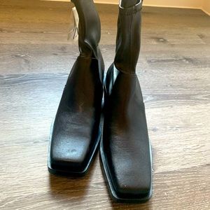 Zara Women Ankle Boots. Black. Size 9